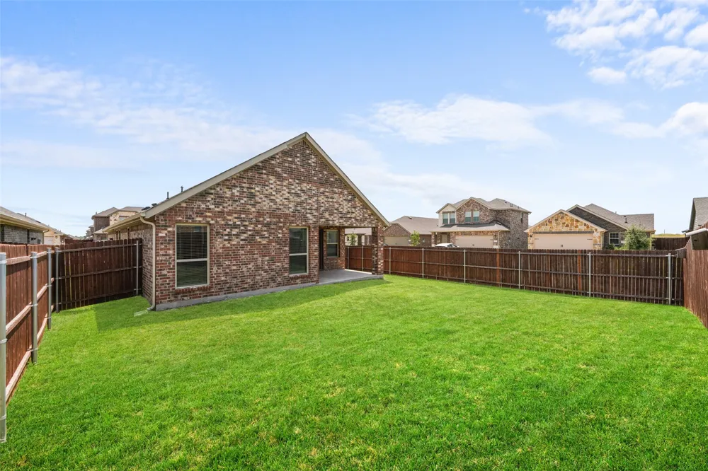 601 Nature Stroll Road Lavon, TX 75166