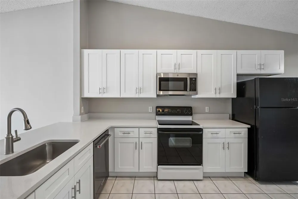1008 OLLIFF WAY Oviedo, FL 32765