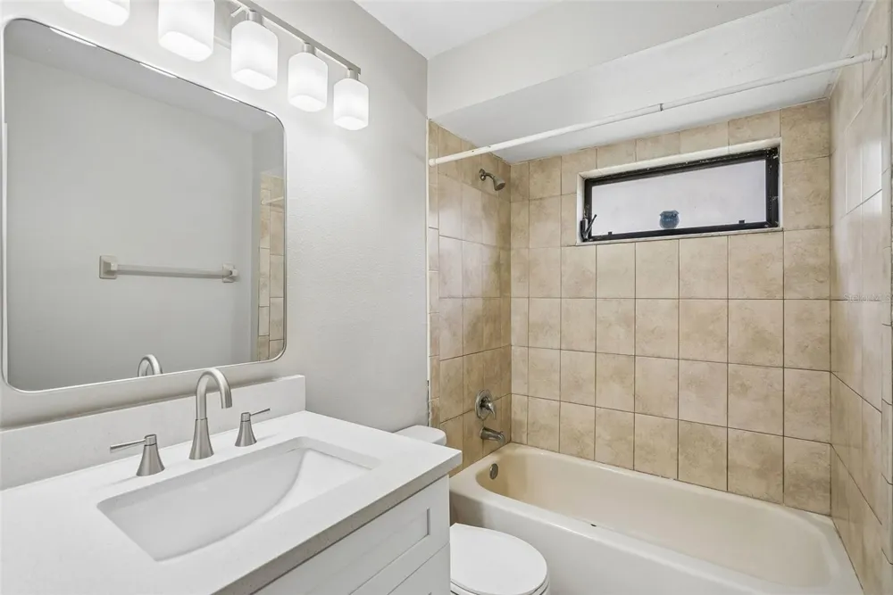 1008 OLLIFF WAY Oviedo, FL 32765