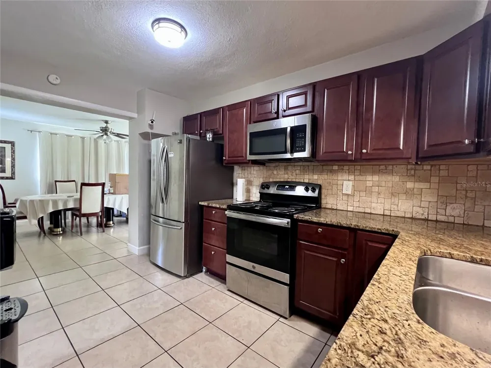 1517 RILEY AVENUE Orlando, FL 32805