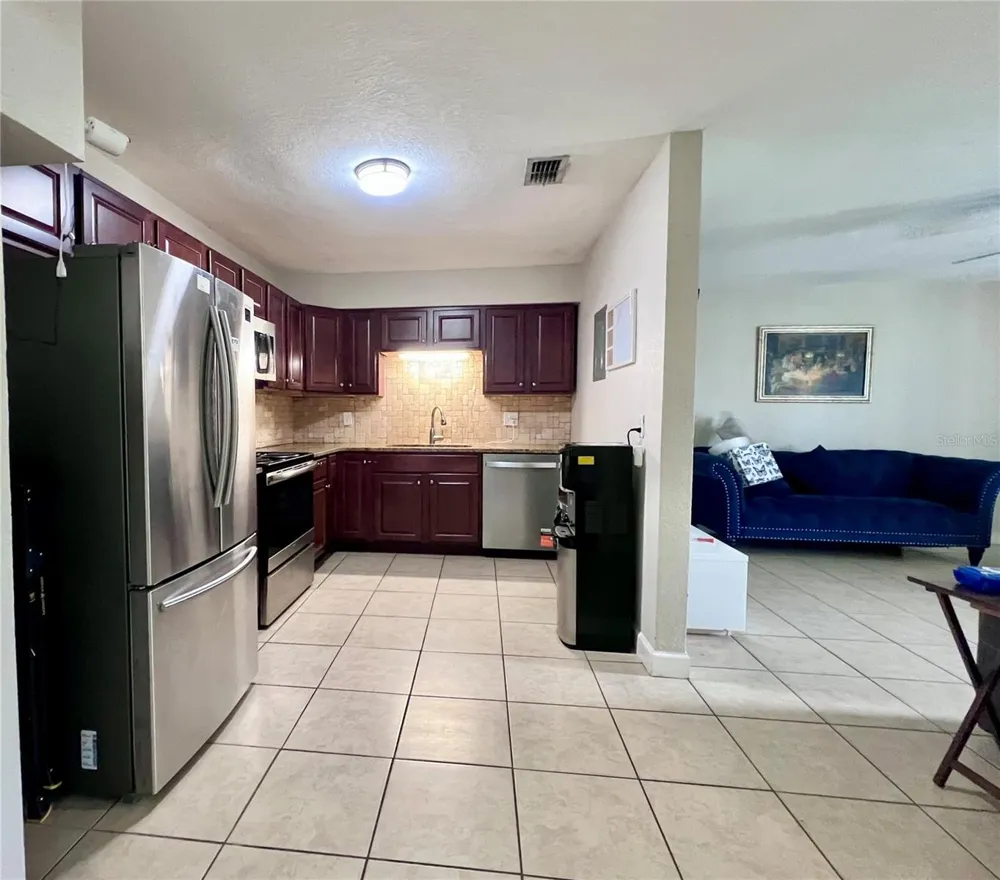 1517 RILEY AVENUE Orlando, FL 32805