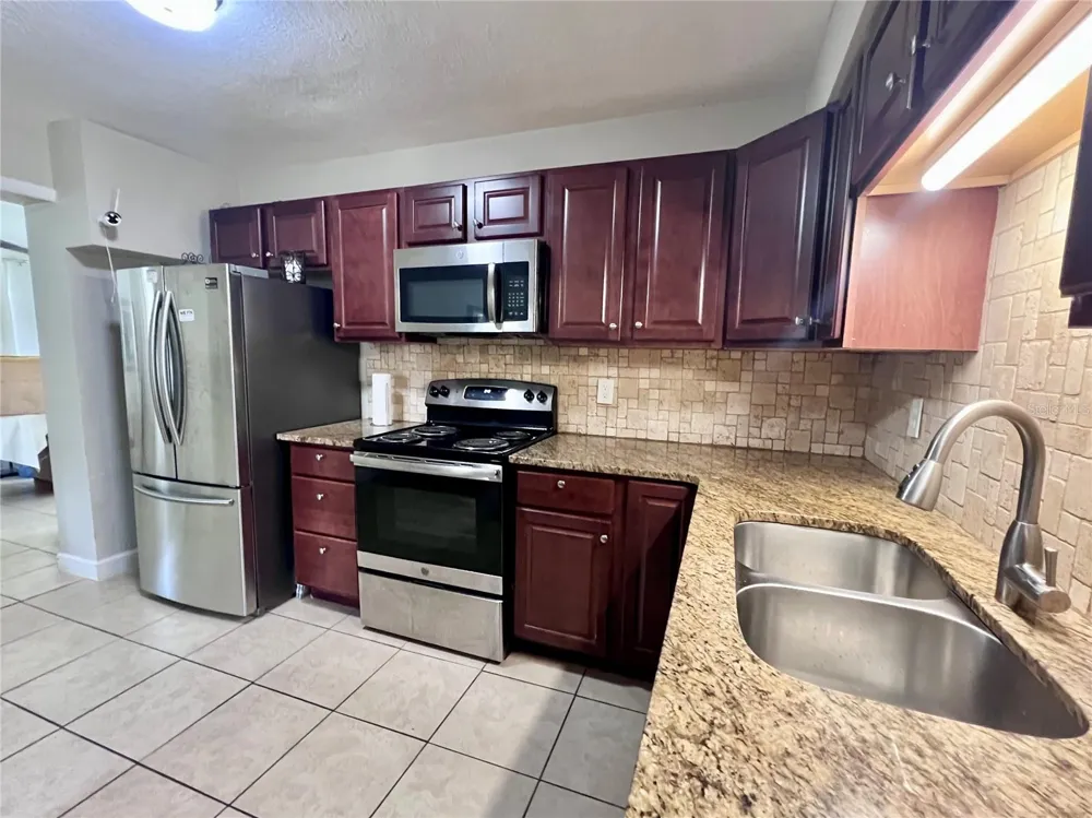 1517 RILEY AVENUE Orlando, FL 32805