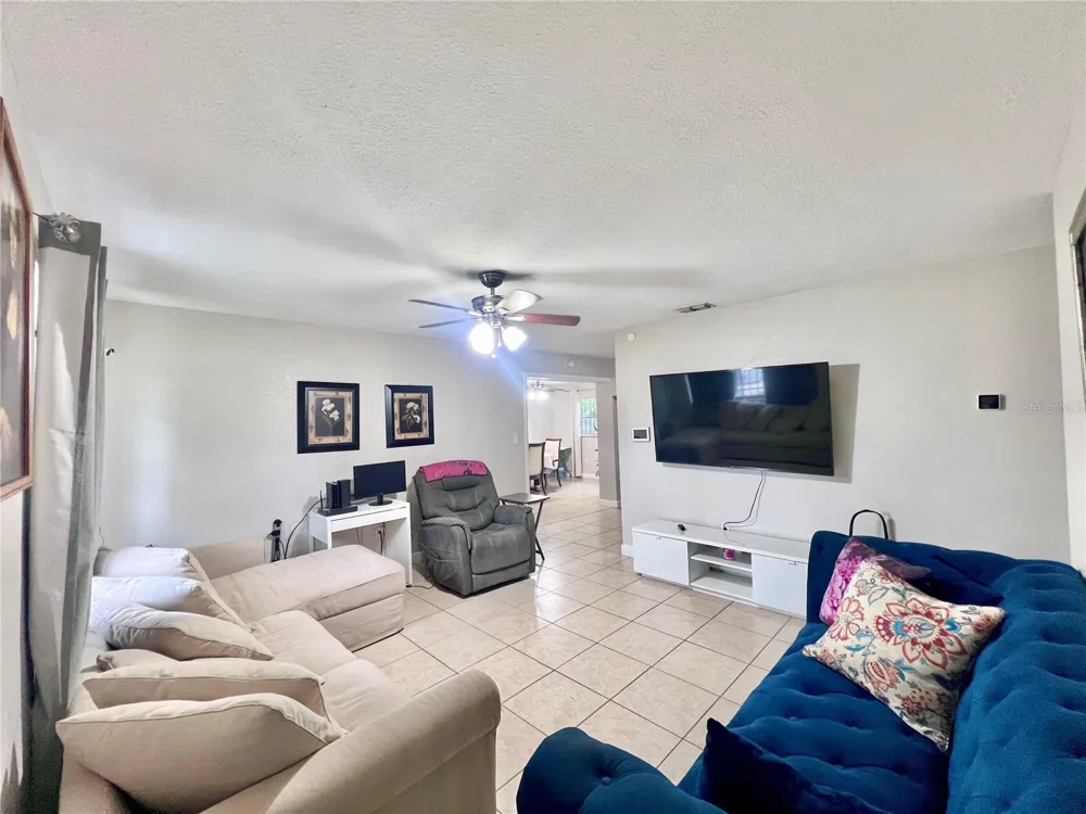 1517 RILEY AVENUE Orlando, FL 32805