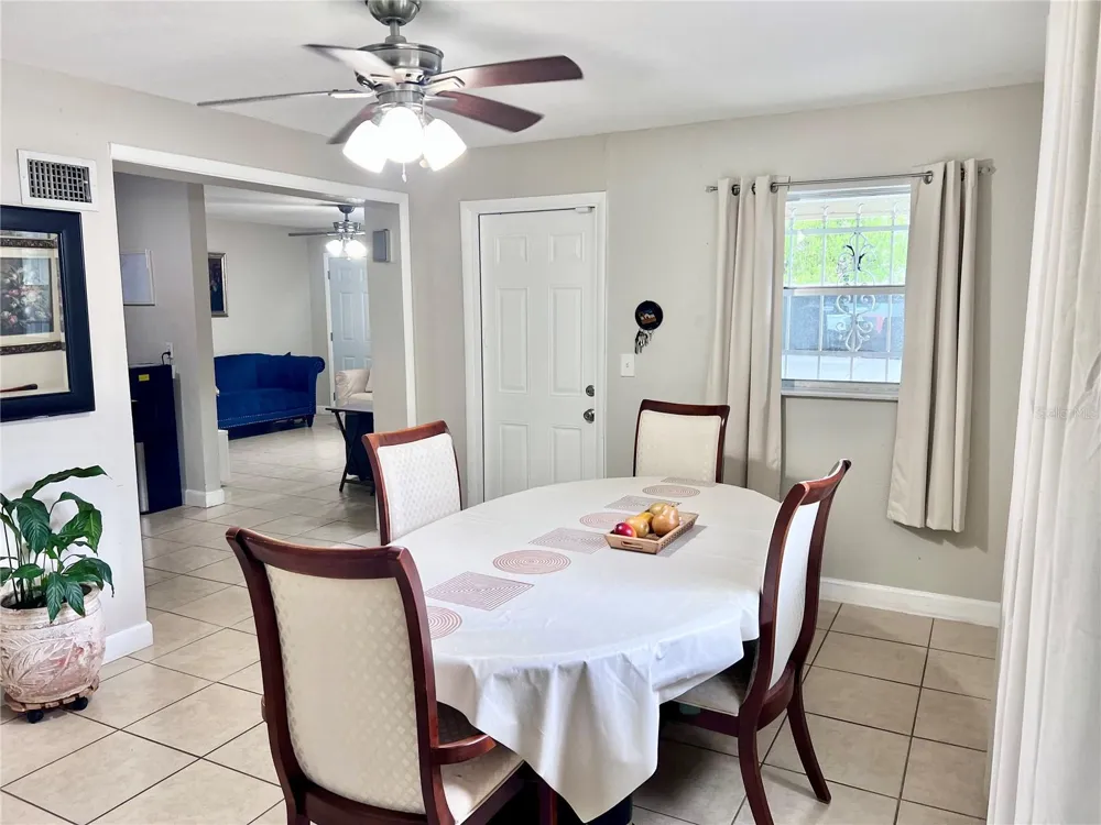1517 RILEY AVENUE Orlando, FL 32805