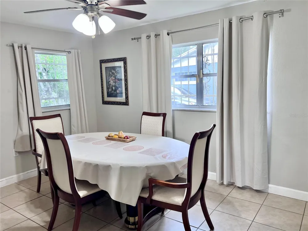 1517 RILEY AVENUE Orlando, FL 32805