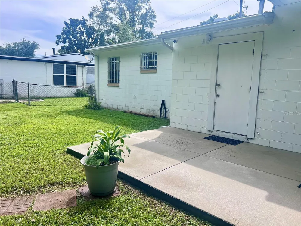1517 RILEY AVENUE Orlando, FL 32805