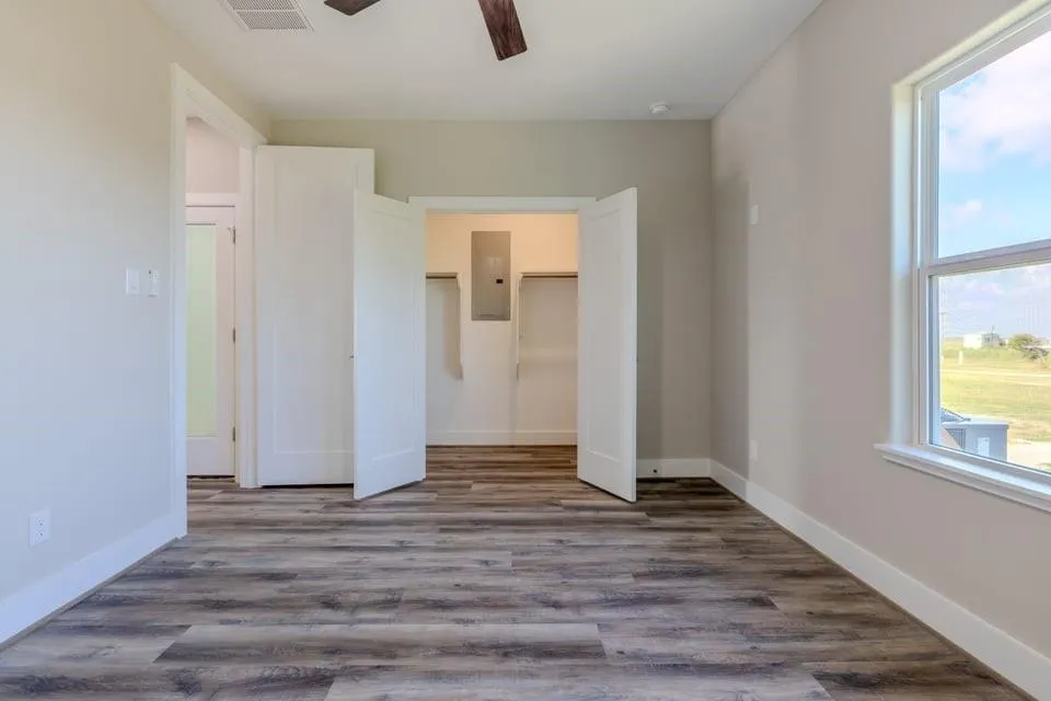 438 Private Road 670 Matagorda, TX 77457