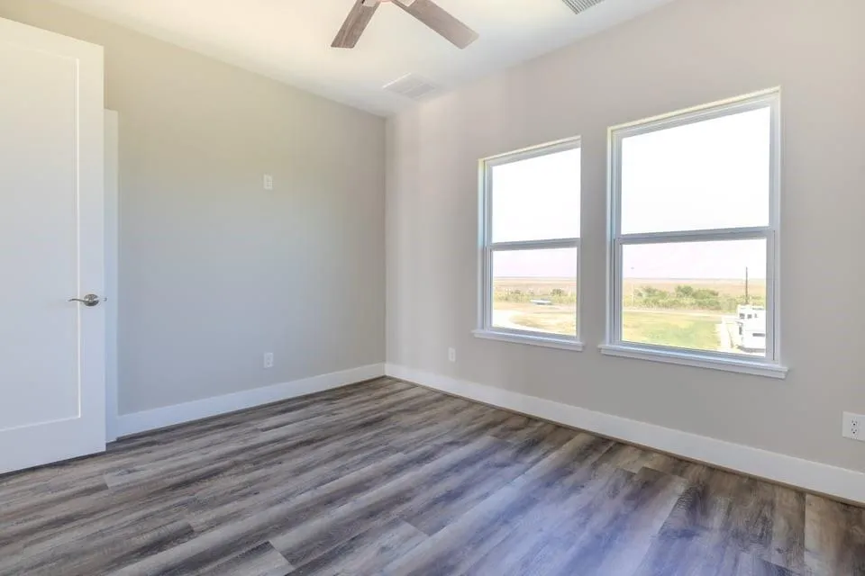 438 Private Road 670 Matagorda, TX 77457
