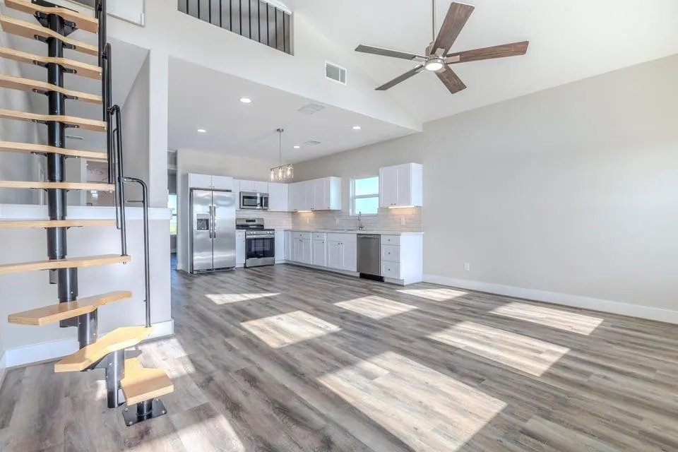 438 Private Road 670 Matagorda, TX 77457