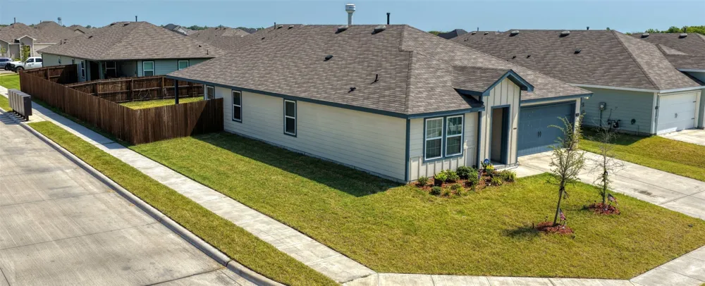 224 Crookedfield Drive Nevada, TX 75173
