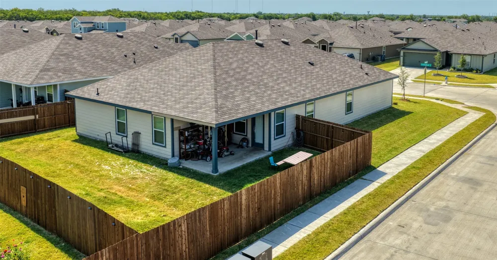 224 Crookedfield Drive Nevada, TX 75173