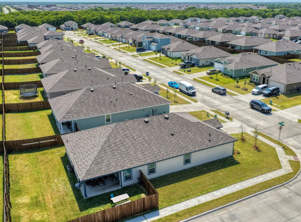 224 Crookedfield Drive Nevada, TX 75173