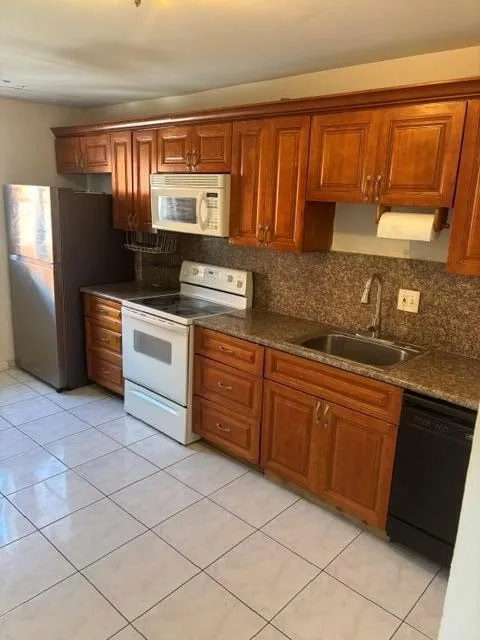 681 SW 14TH STREET