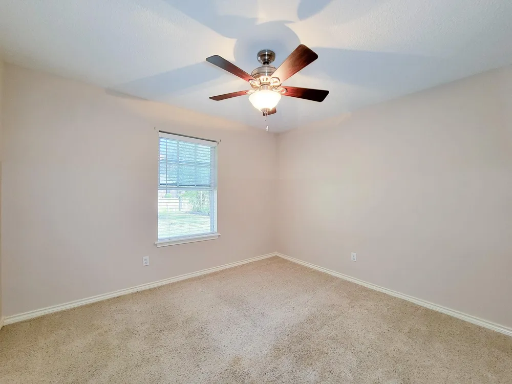 1000 Shell Avenue Cleveland, TX 77327