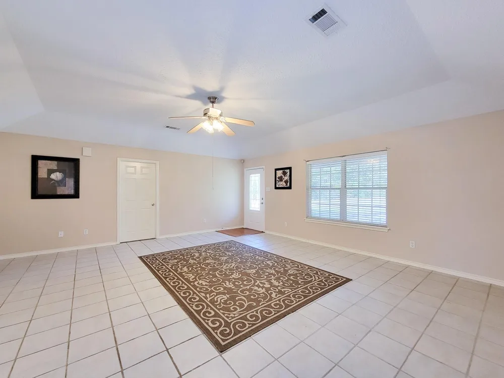1000 Shell Avenue Cleveland, TX 77327