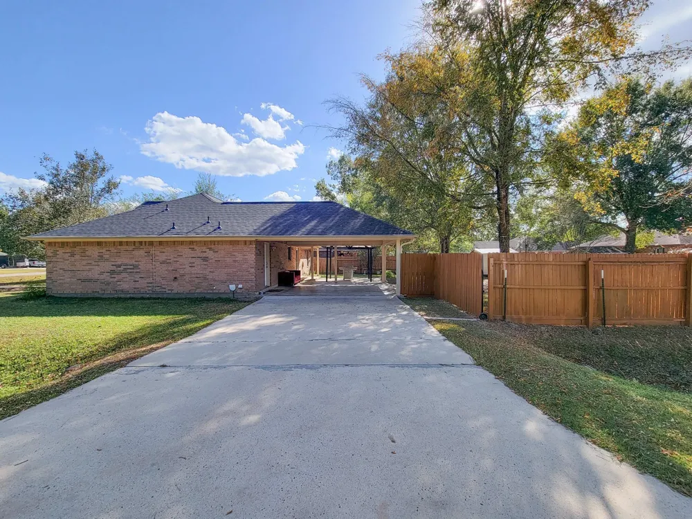 1000 Shell Avenue Cleveland, TX 77327
