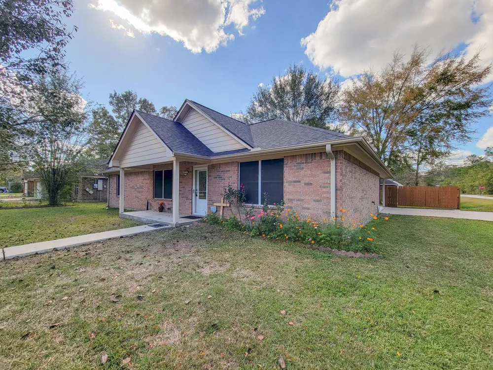 1000 Shell Avenue Cleveland, TX 77327