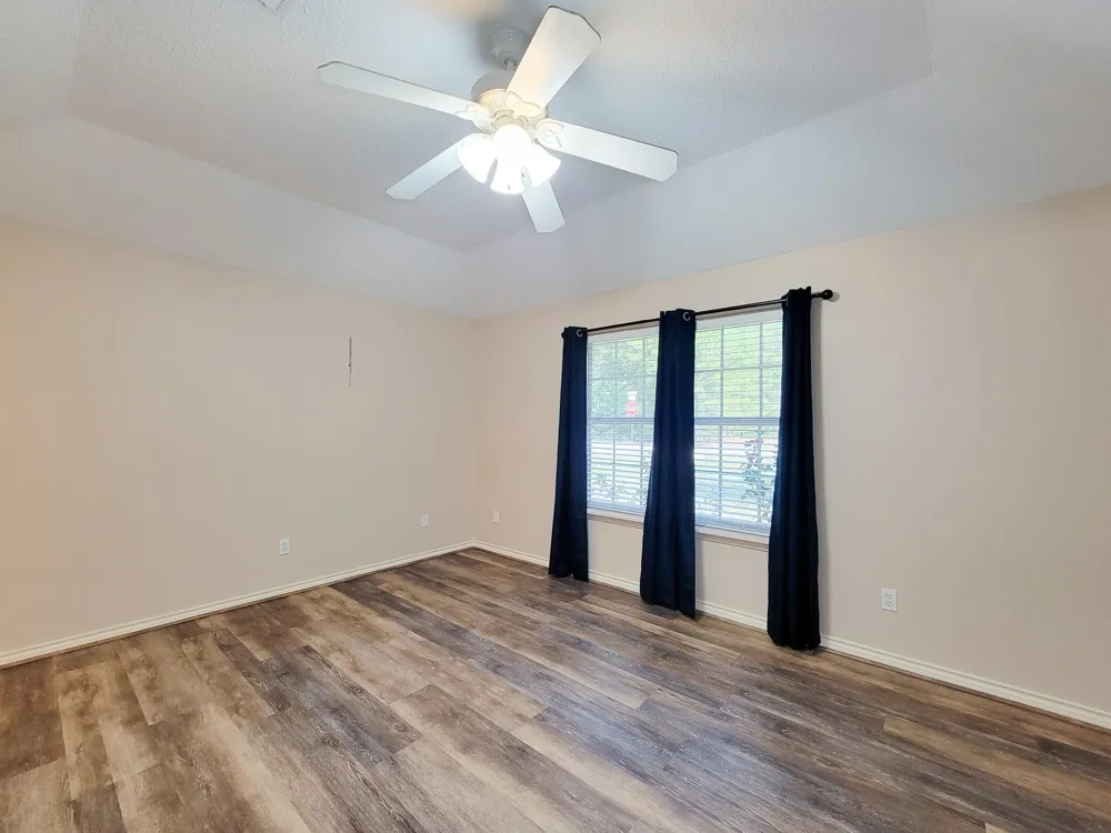 1000 Shell Avenue Cleveland, TX 77327