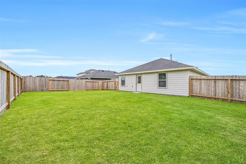 1015 Bluegill Drive Alvin, TX 77511