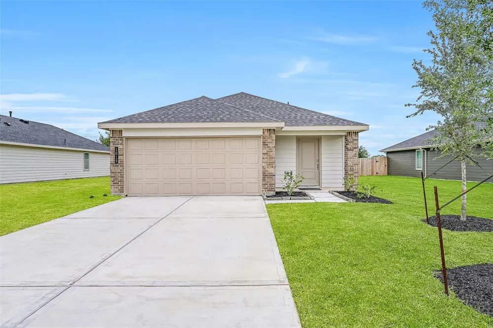 1015 Bluegill Drive Alvin, TX 77511