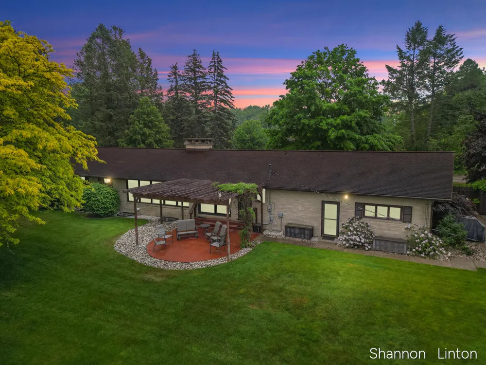 346 Orchard View Drive Shelby, MI 49455