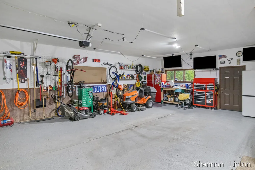 346 Orchard View Drive Shelby, MI 49455