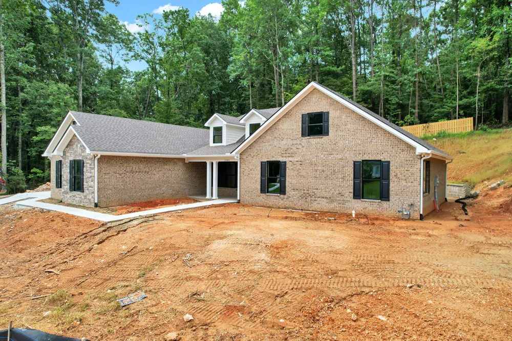 1685 Ridgeview Drive Dalton, GA 30720