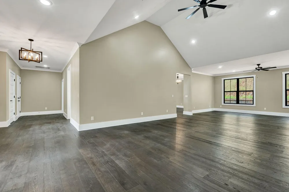 1685 Ridgeview Drive Dalton, GA 30720