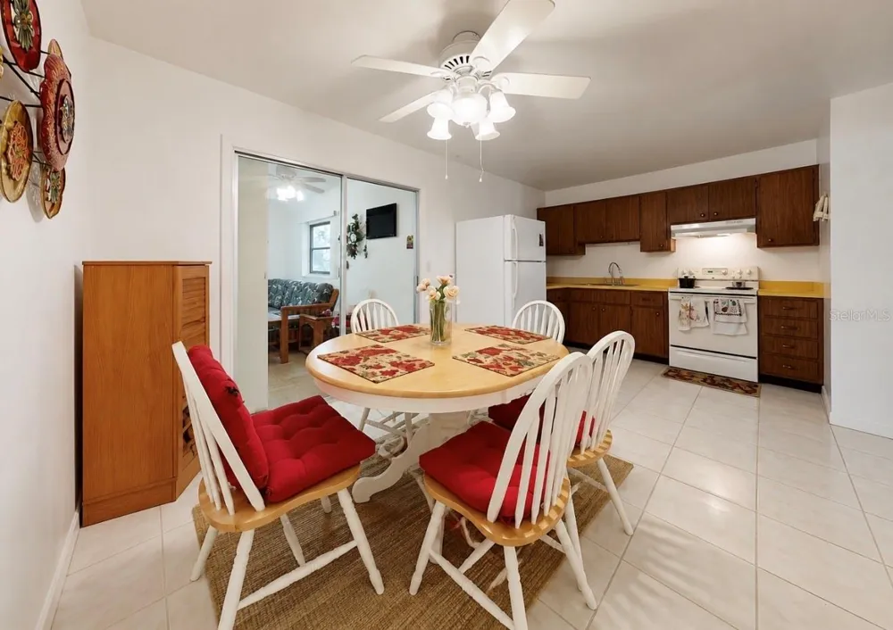2336 JAVA PLUM AVENUE Sarasota, FL 34232