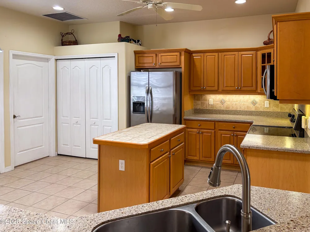 4292 Woodhall Circle Rockledge, FL 32955