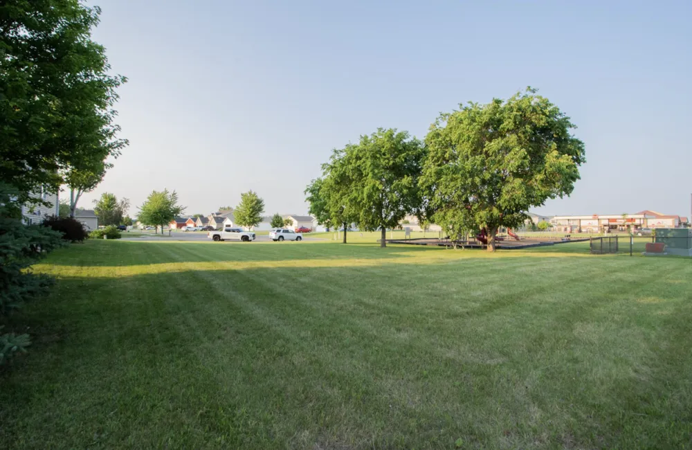 3221 11th Avenue S Moorhead, MN 56560