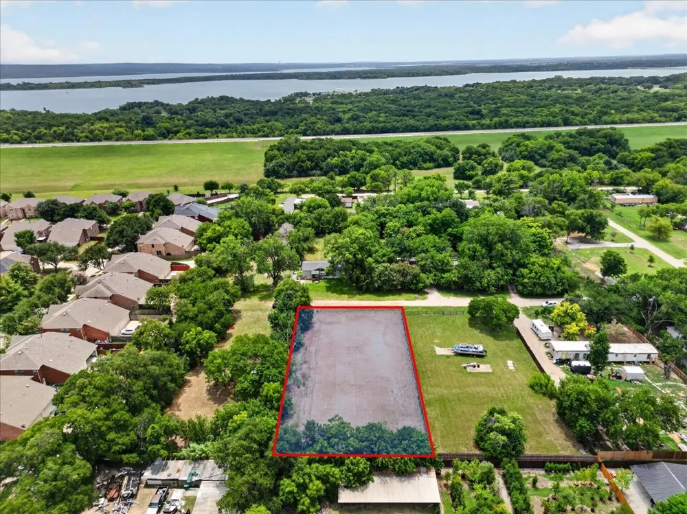 1306 Ranch Road Grand Prairie, TX 75052