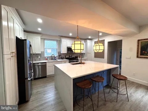 303 TREGARON ROAD