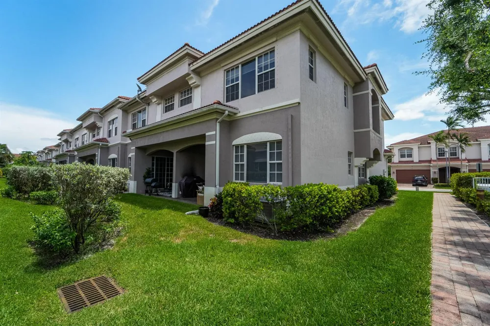 126 LANCASTER ROAD Boynton Beach, FL 33426