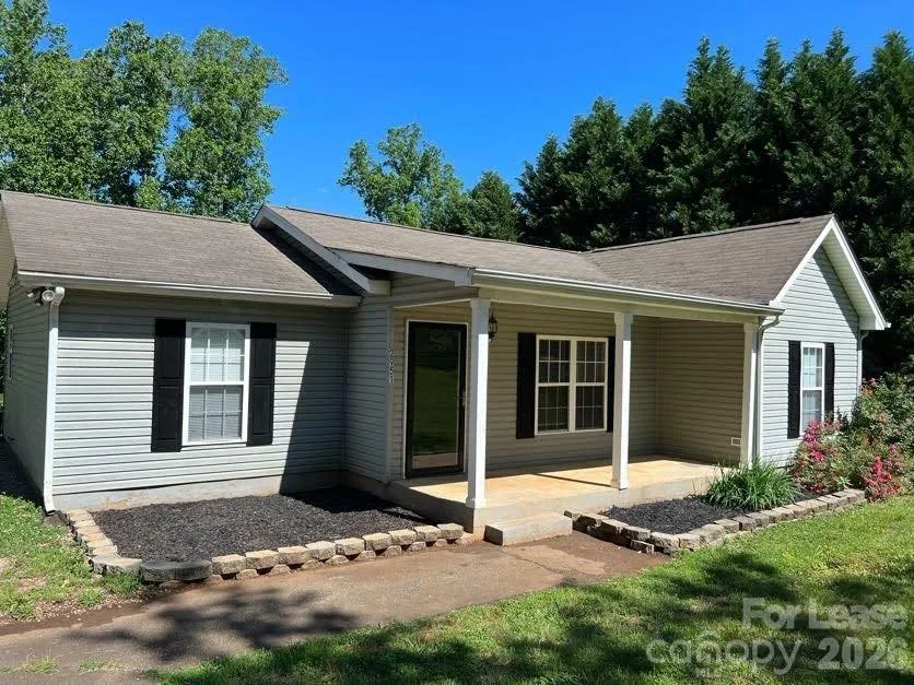 2951 Mathis Church Road Catawba, NC 28609