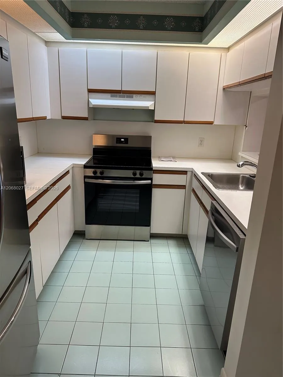 1000 SW 128th Ter #414V Pembroke Pines, FL 33027