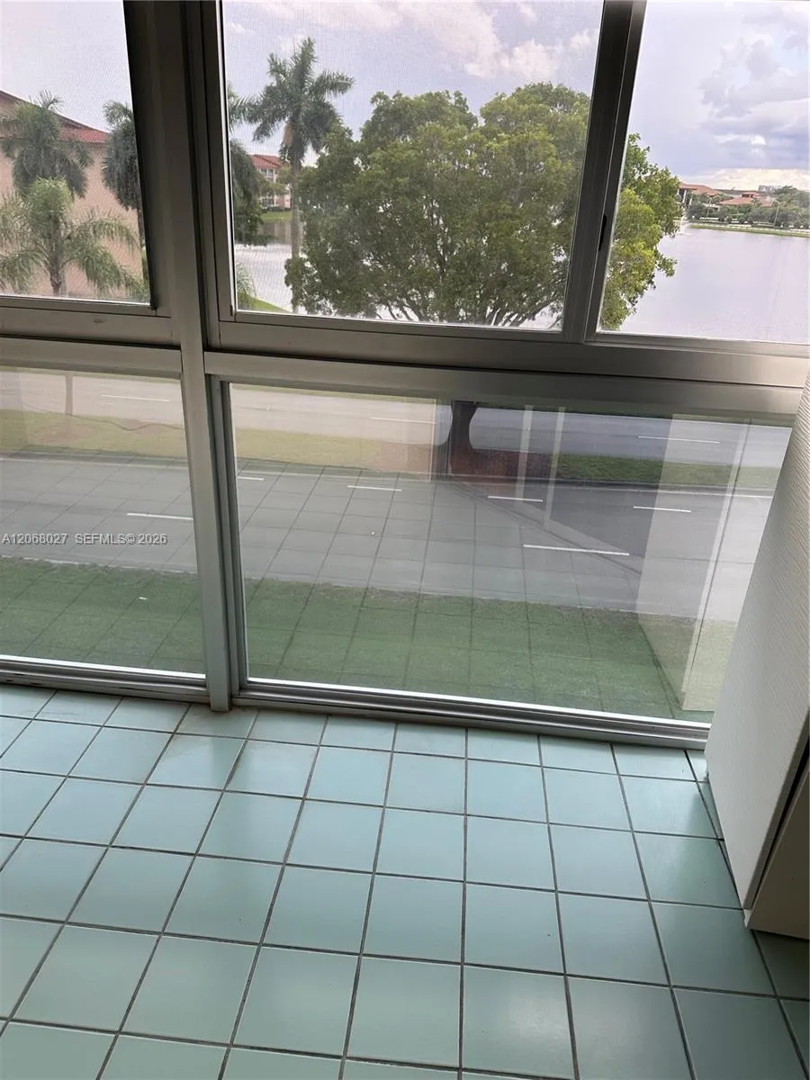 1000 SW 128th Ter #414V Pembroke Pines, FL 33027