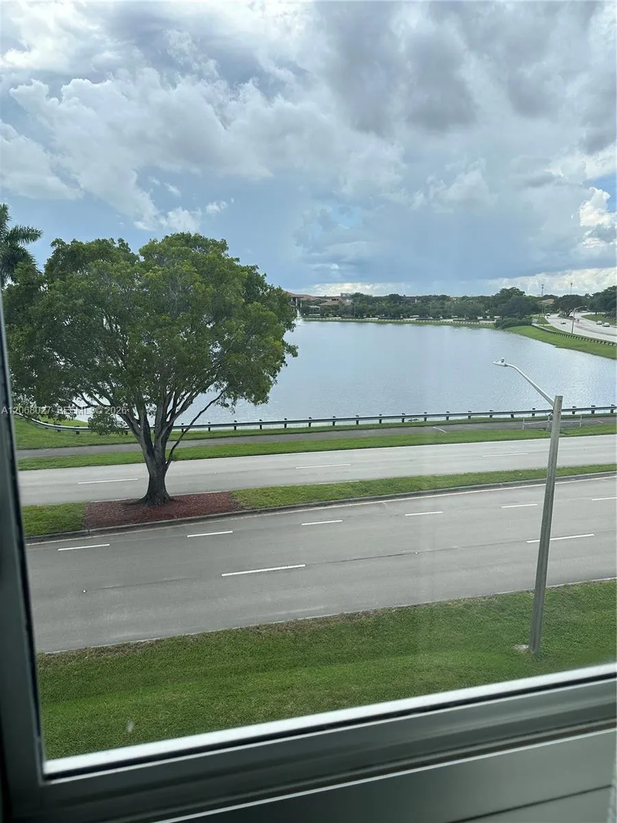 1000 SW 128th Ter #414V Pembroke Pines, FL 33027