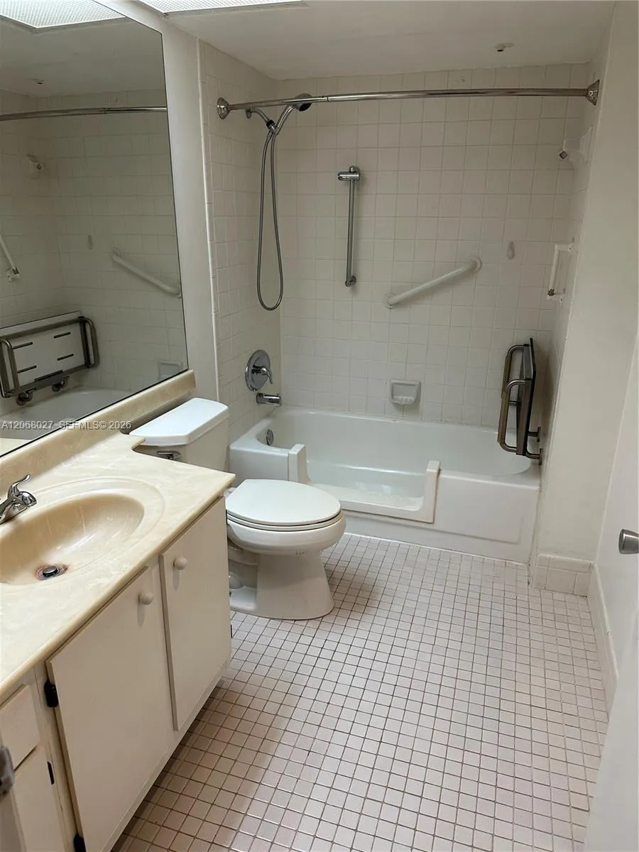 1000 SW 128th Ter #414V Pembroke Pines, FL 33027