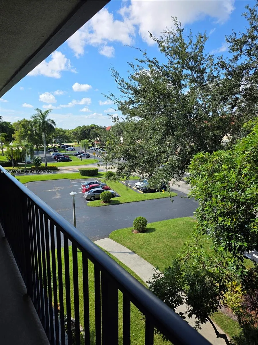 1000 SW 128th Ter #414V Pembroke Pines, FL 33027