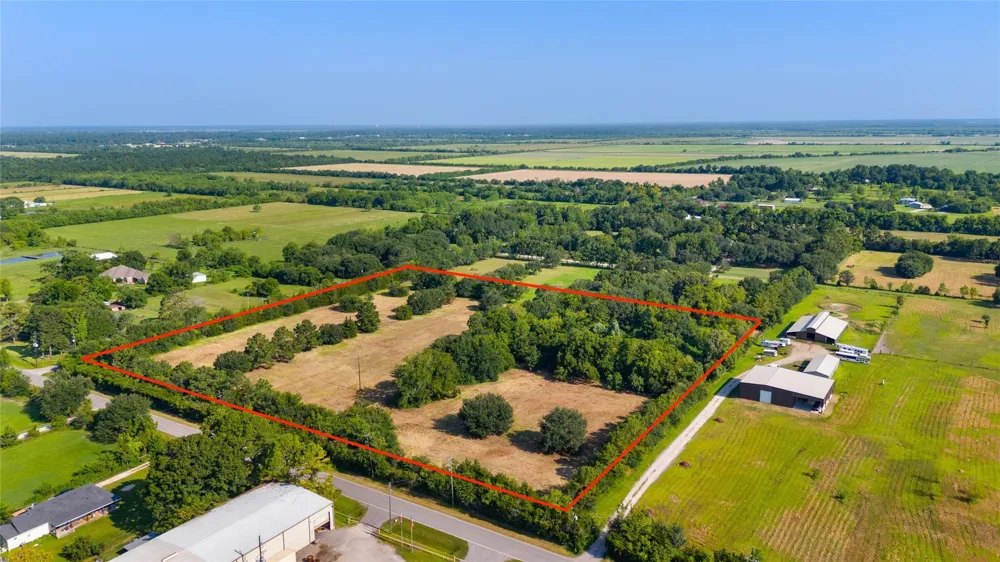20402 Peters Road Crosby, TX 77532
