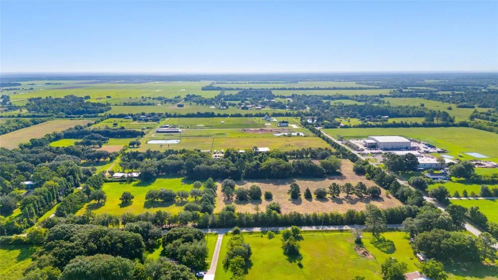 20402 Peters Road Crosby, TX 77532