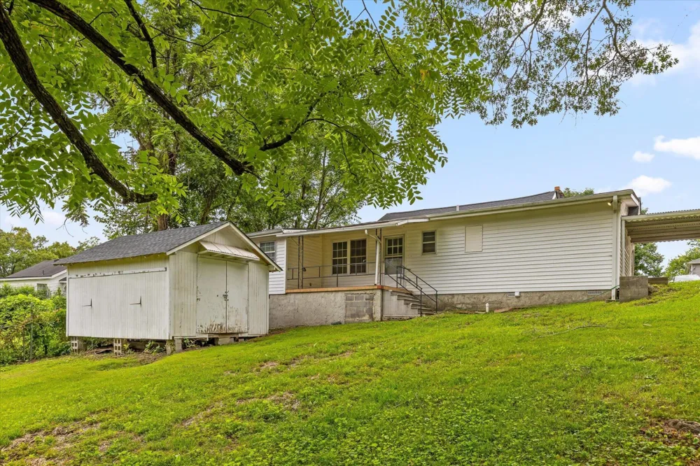 721 Claire Street Rossville, GA 30741