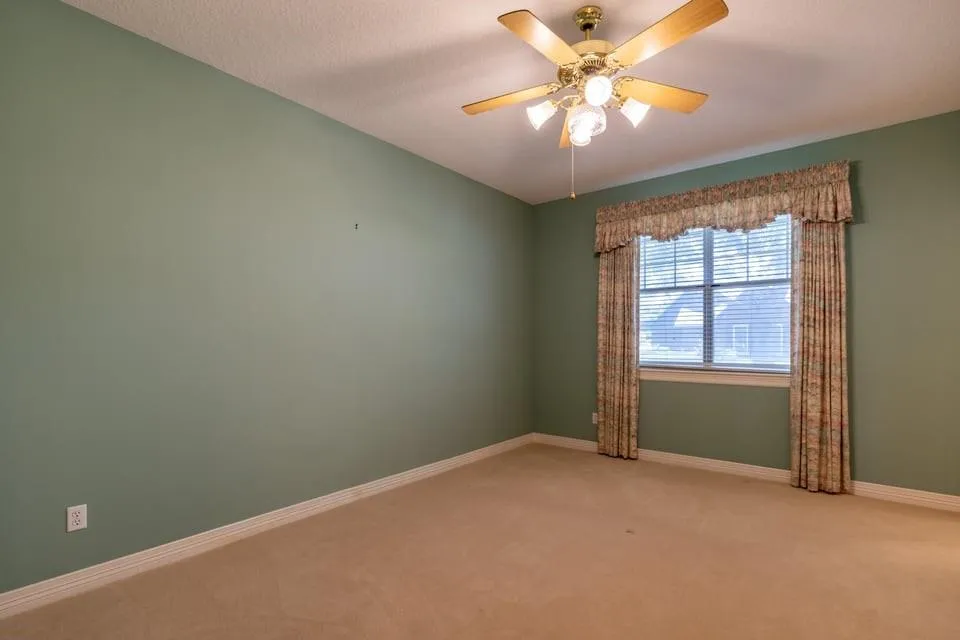 7 Stoney Brook Lane Bay City, TX 77414