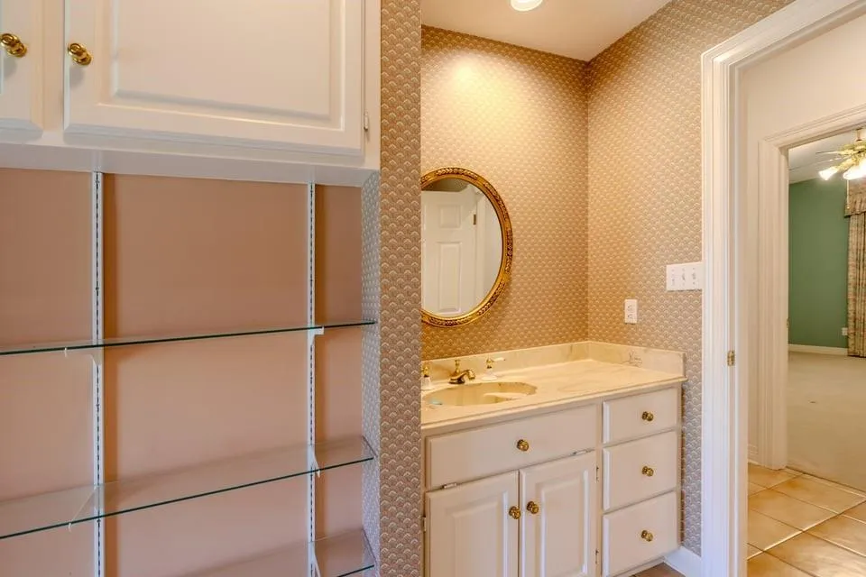 7 Stoney Brook Lane Bay City, TX 77414