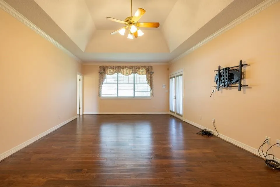 7 Stoney Brook Lane Bay City, TX 77414