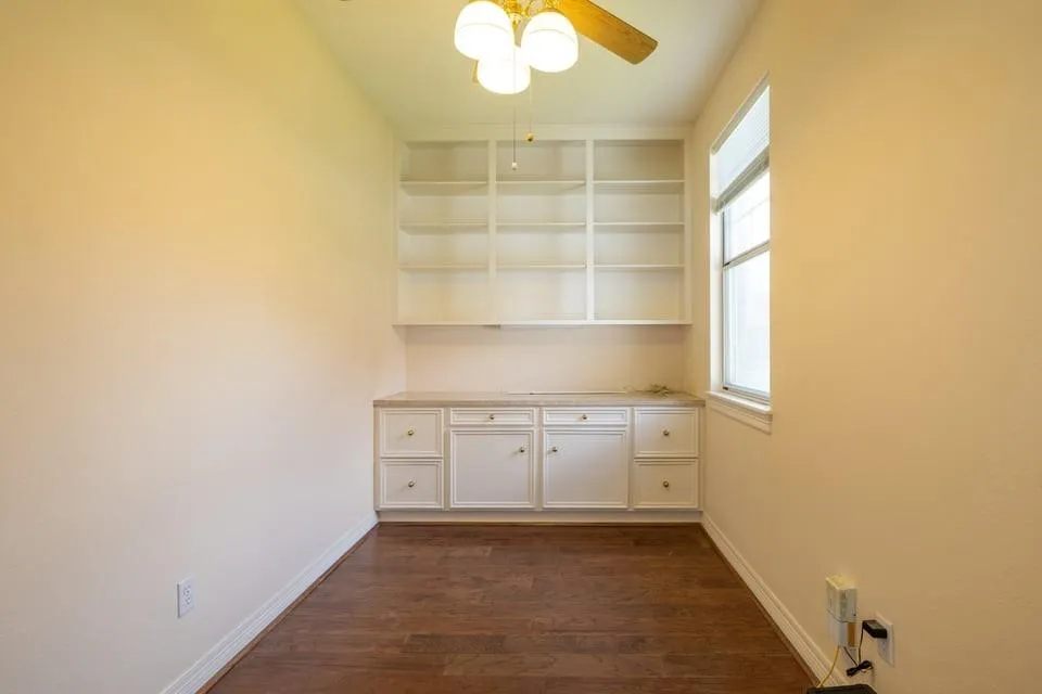 7 Stoney Brook Lane Bay City, TX 77414