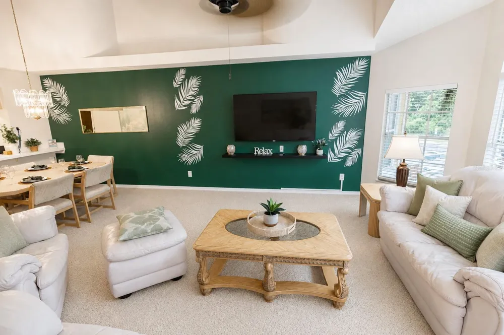 2440 SWEETWATER CLUB CIRCLE #40 Kissimmee, FL 34746