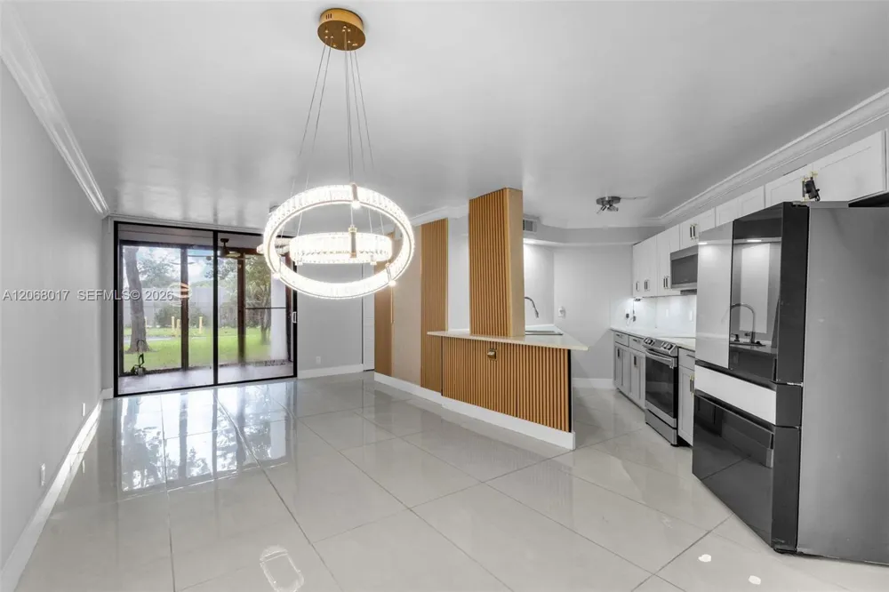 213 Lake Pointe Dr #106 Oakland Park, FL 33309