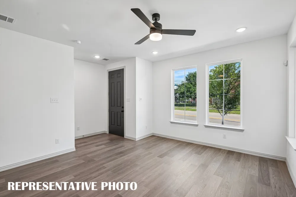 5302 Springlake Parkway Haltom City, TX 76117